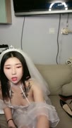 玫瑰纹身小姐姐穿着婚纱激情大战