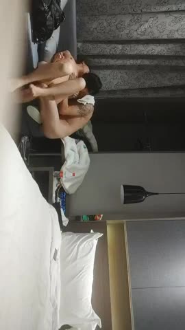 2021-12-19 《用利抽插》高品质探花，白衣兼职小妹操哭，持续输出爆插，操的妹子受不了要退单，给口一下再干5分钟 new