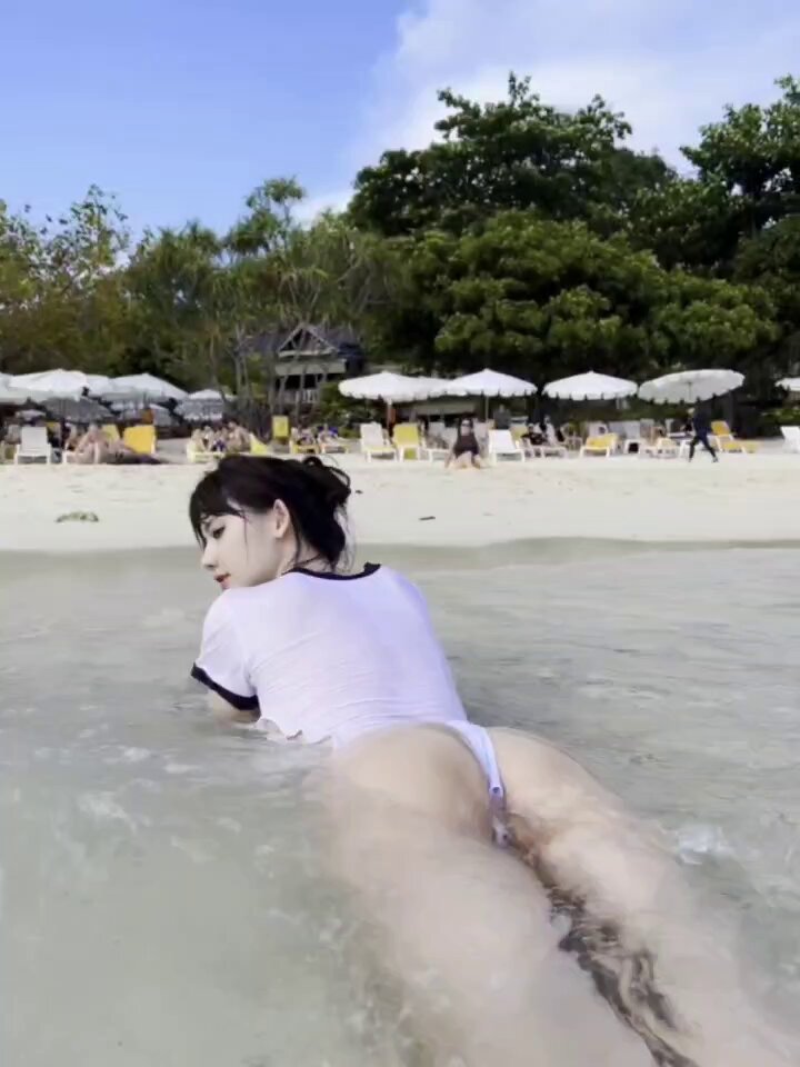 海边露出视频